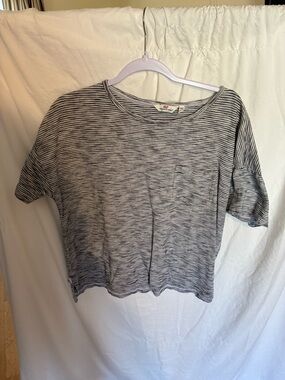 Vineyard Vines Gray and White Striped Short Sleeve Pocket Tee